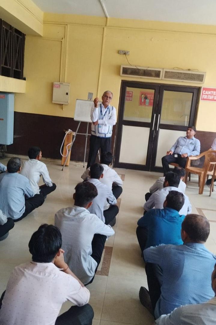 WhatsApp Image 2024-12-17 at 12.17.01 (1)